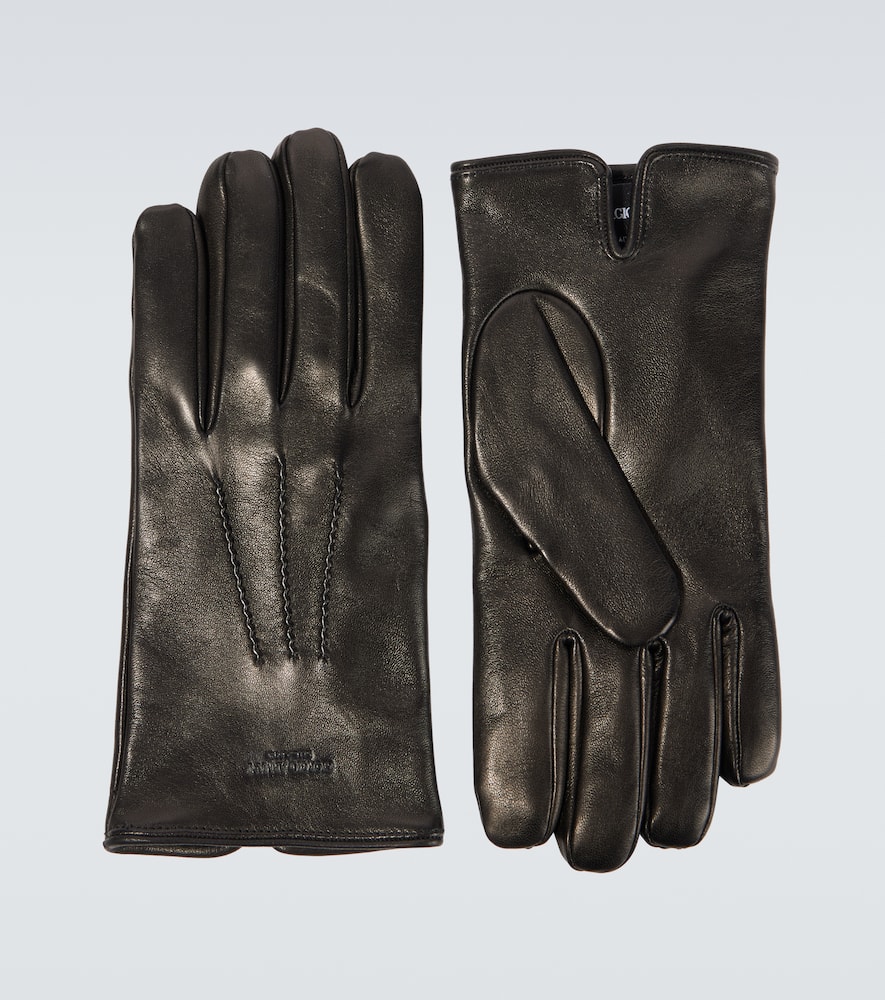 Leather gloves