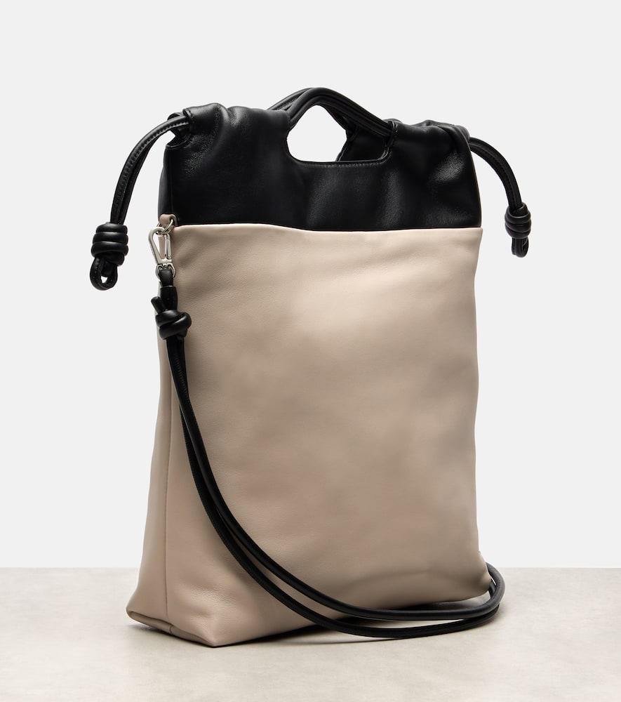 Loewe Flamenco Leather Clutch In Black
