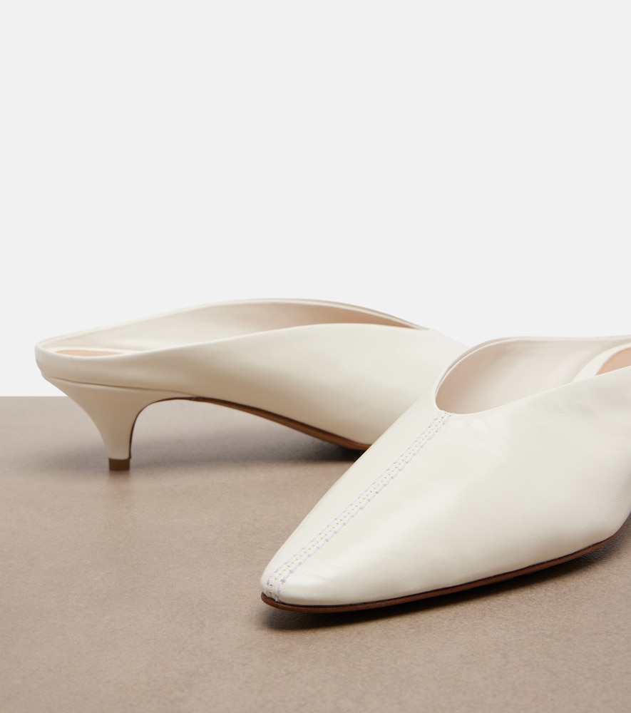  Bottega Veneta Bottega Veneta Virna Leather Mules 