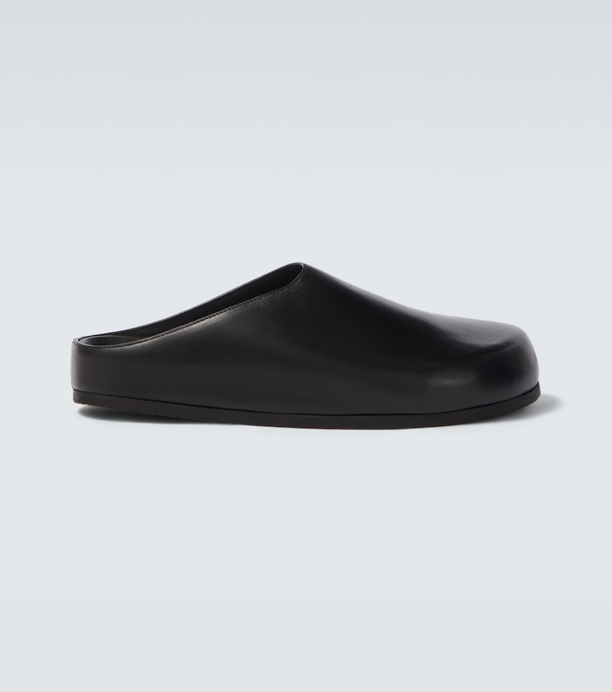 Studio Nicholson Wearing leather mules | Thumbnail 8