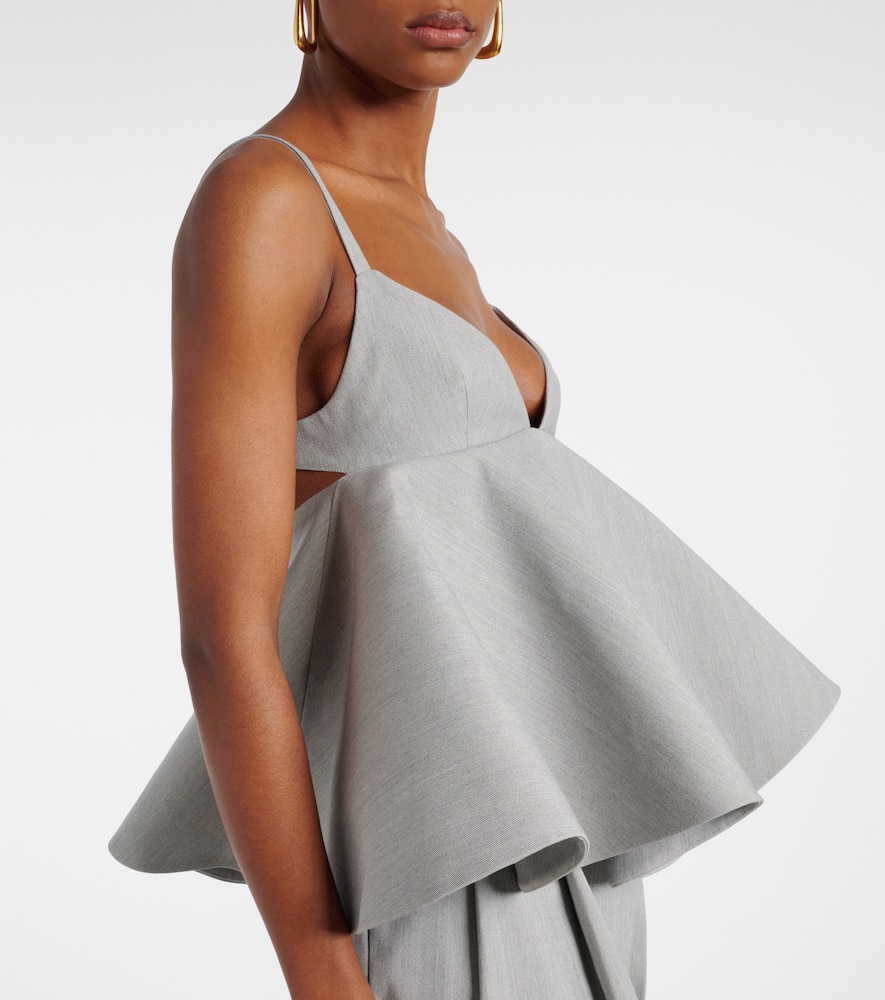 Jacquemus Le Haut Vela Peplum Top In Light Grey