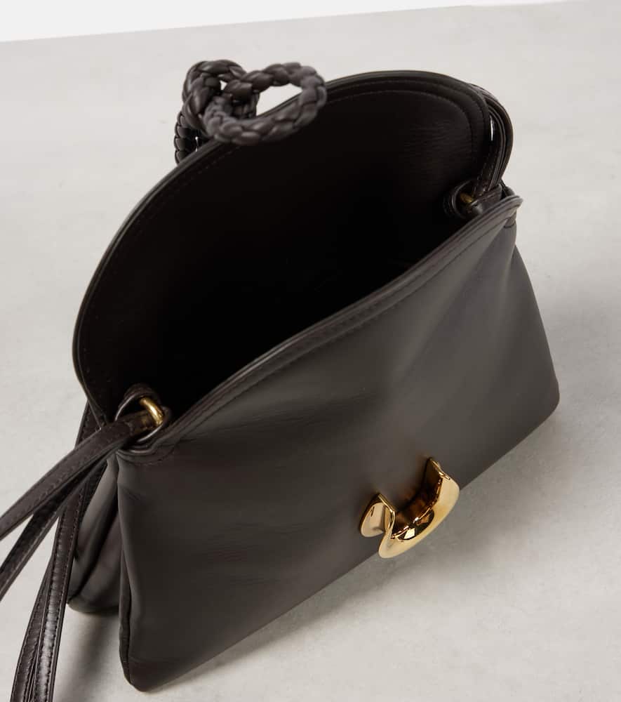 Bottega Veneta Small Liberta Leather Shoulder Bag In Black