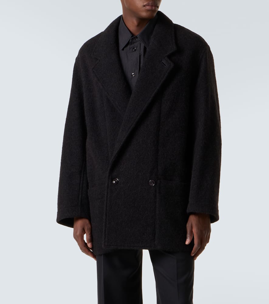 Lemaire Wool And Alpaca Felt Coat In Black