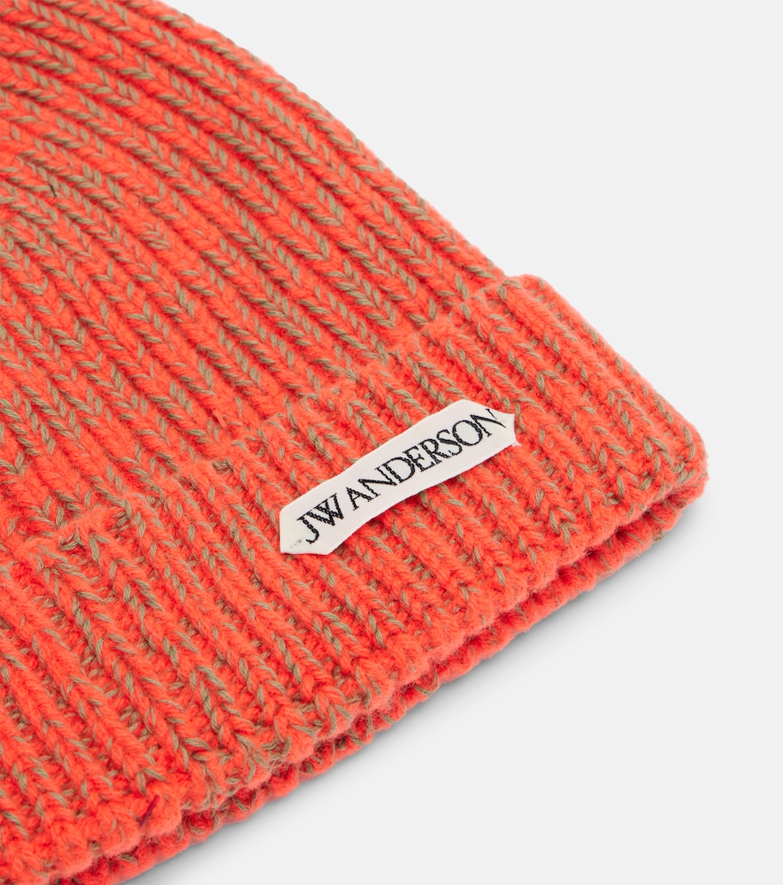  Jw Anderson Jw Anderson Ribbed-knit Wool And Cotton Beanie 
