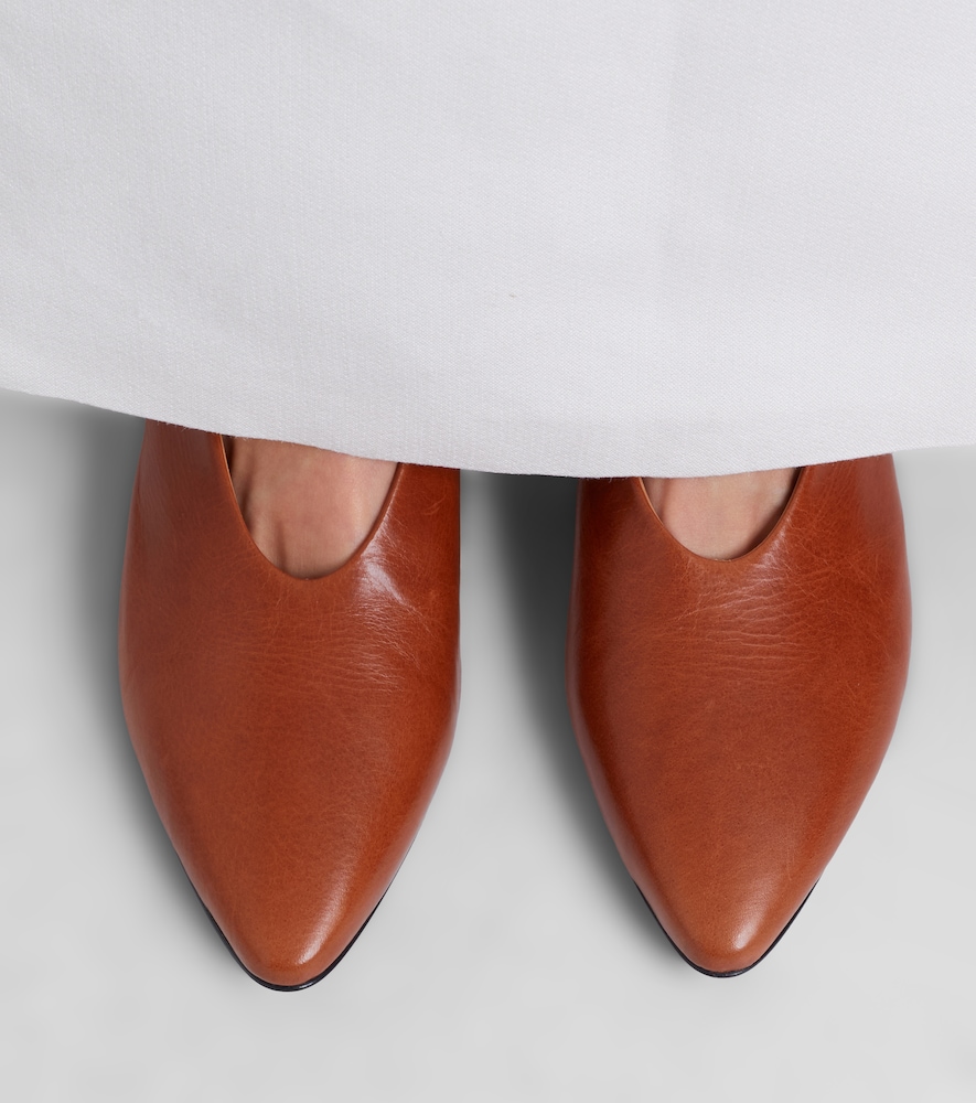 Collection Bri Leather Pumps