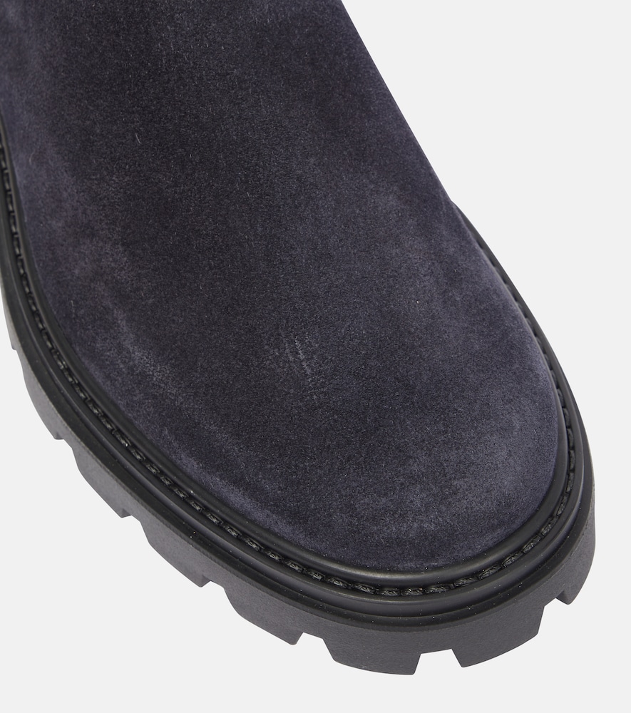  Tod's Tod's Suede Chelsea Boots 