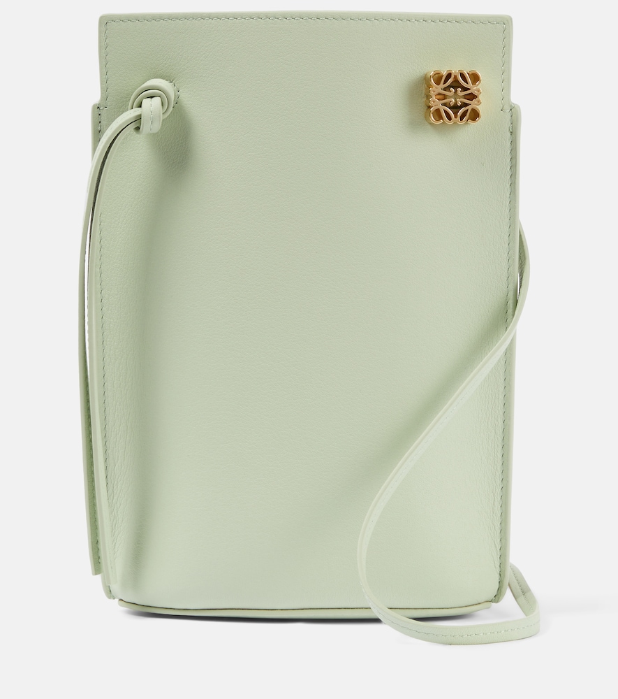 Loewe Dice Pocket leather shoulder bag | Smart Closet display picture 3