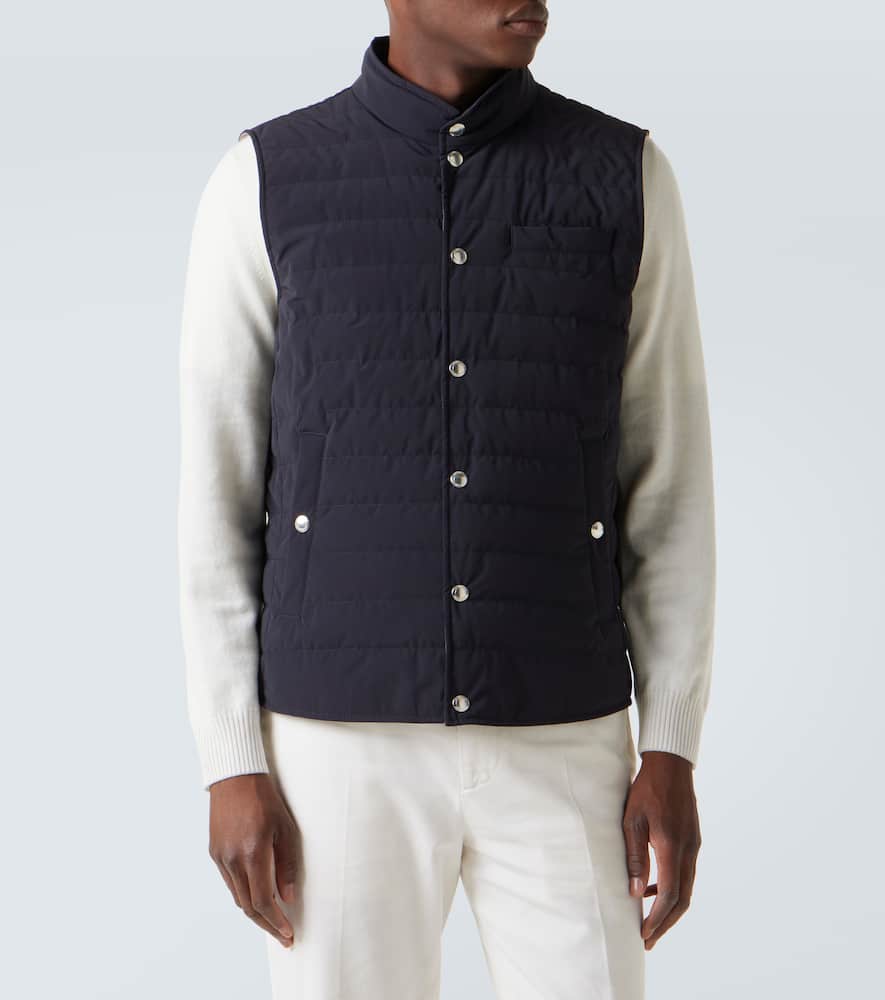 Brunello Cucinelli Quilted High Neck Sleeveless Jacket In Black