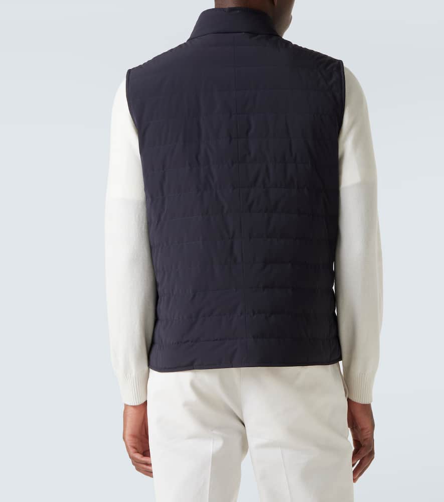 Brunello Cucinelli Quilted High Neck Sleeveless Jacket In Black