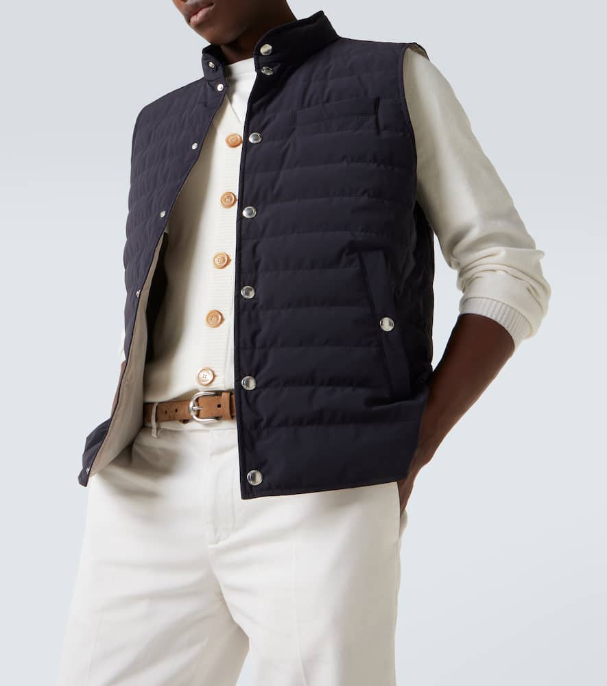 Brunello Cucinelli Quilted High Neck Sleeveless Jacket In Black