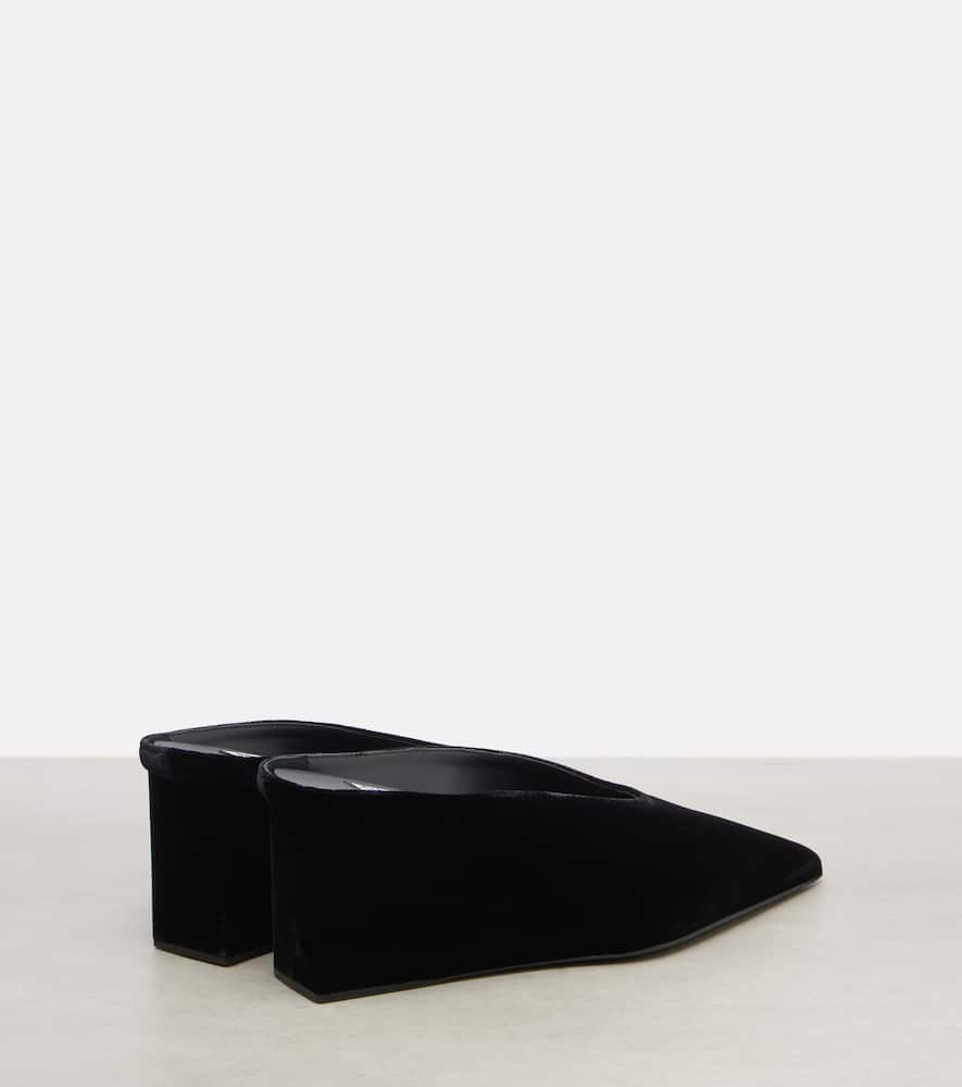Alaïa Cube 75 Suede Wedge Mules In Black