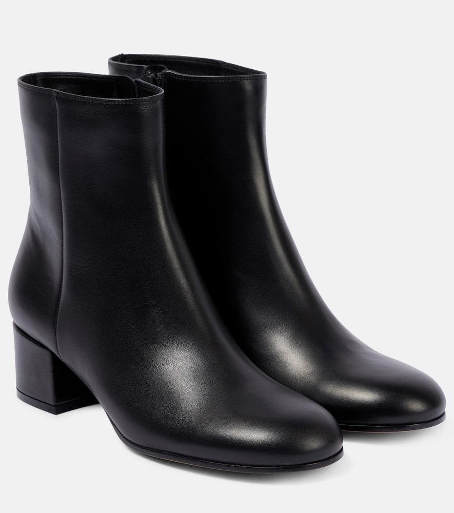 https://img.mytheresa.com/1000/1000/95/jpeg/catalog/product/36/P00925259.jpg