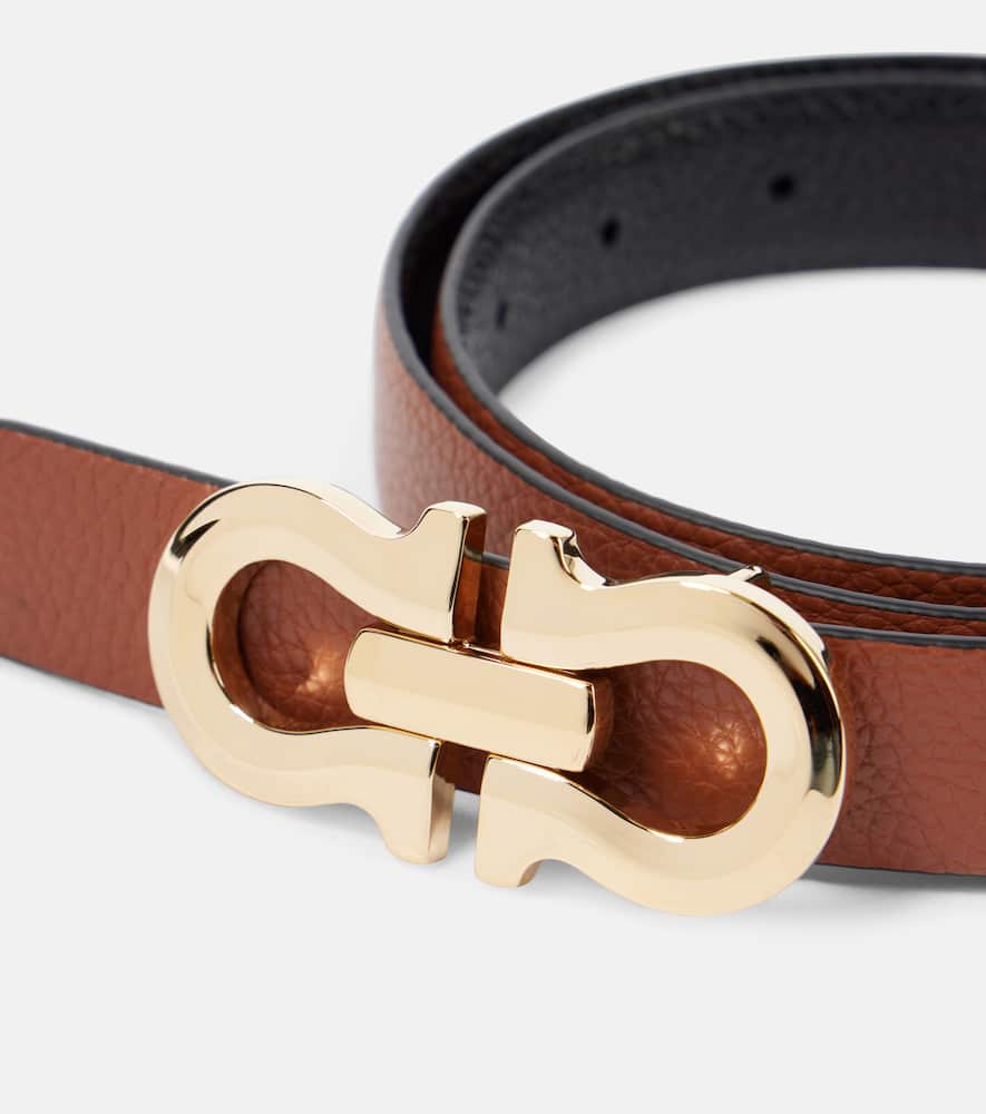 Ferragamo Gancio Contour Leather Belt In Brown