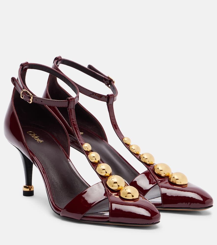 Chloé Cleia 70 Studded Patent Leather Pumps In Burgundy
