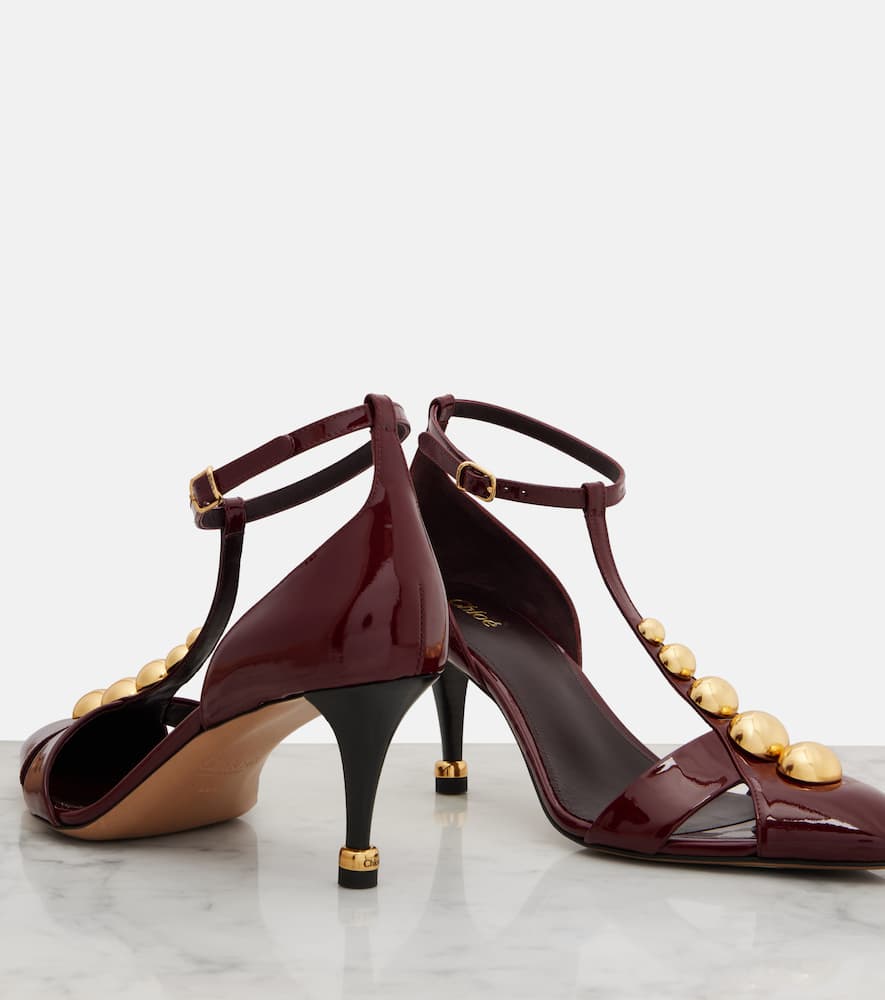 Chloé Cleia 70 Studded Patent Leather Pumps In Burgundy
