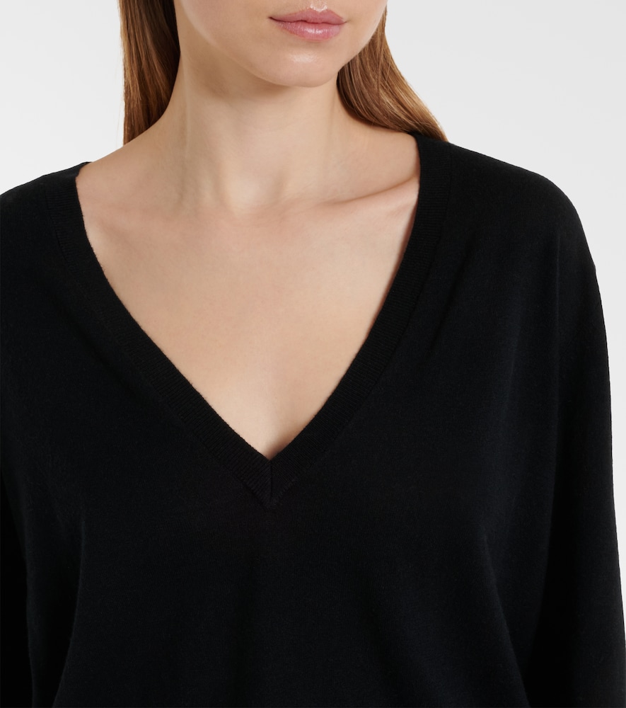  Extreme Cashmere Extreme Cashmere Nâ°467 Collin Wool And Cashmere Sweater 