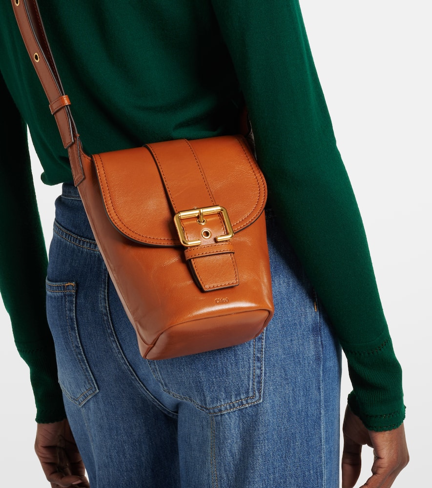 Chloé Mini Leather Saddle Bag In Clay Brown