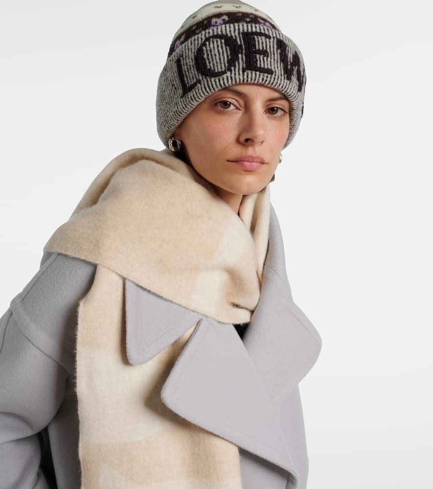 Loewe Logo Wool-blend Beanie In Multi