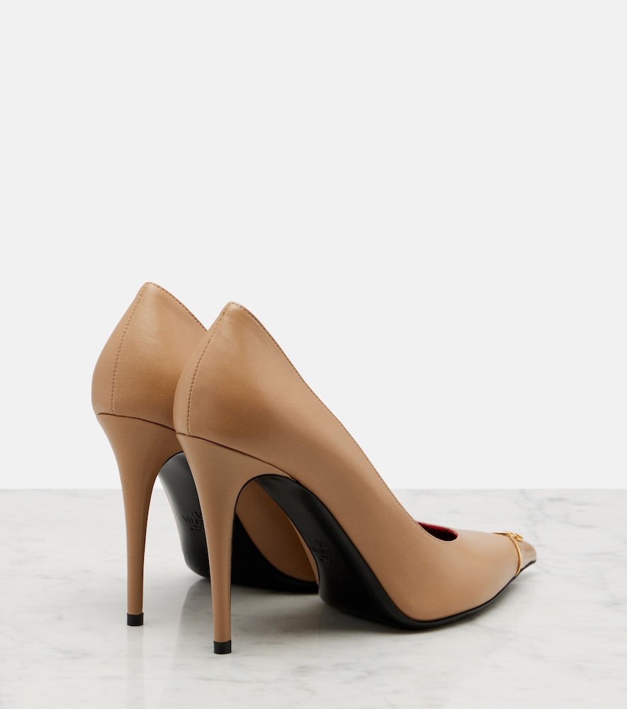 Garavani Heartip Vlogo Pumps