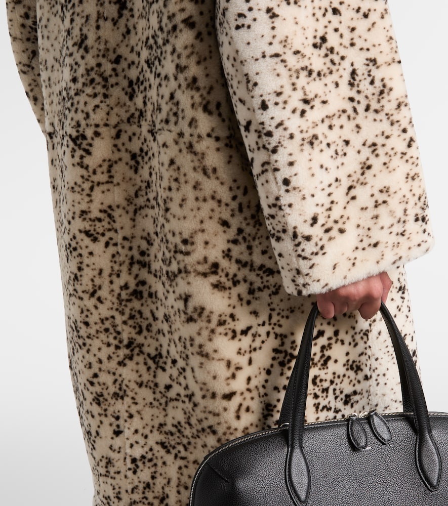  Toteme Toteme Bedruckter Mantel Aus Shearling 