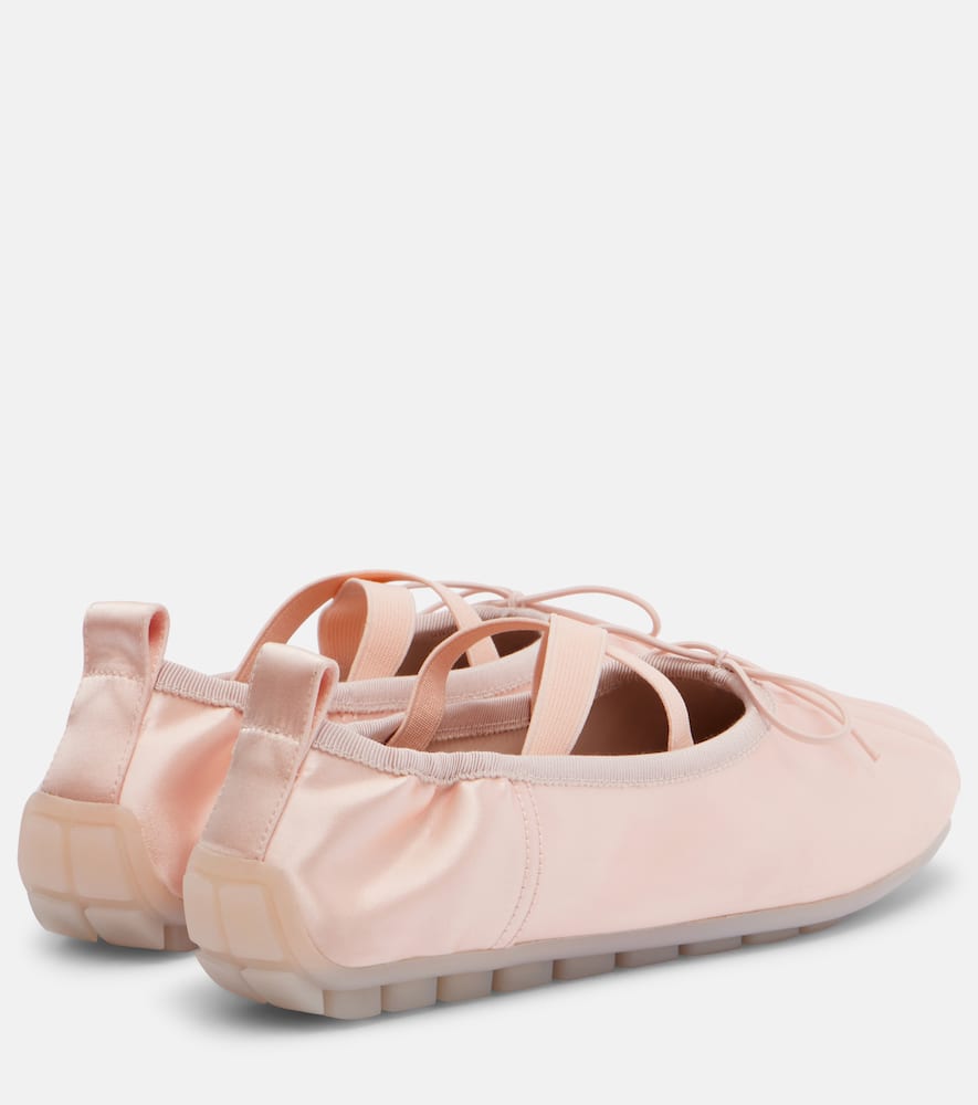 Simone Rocha Ballerina Grip Satin Ballet Flats In Pink