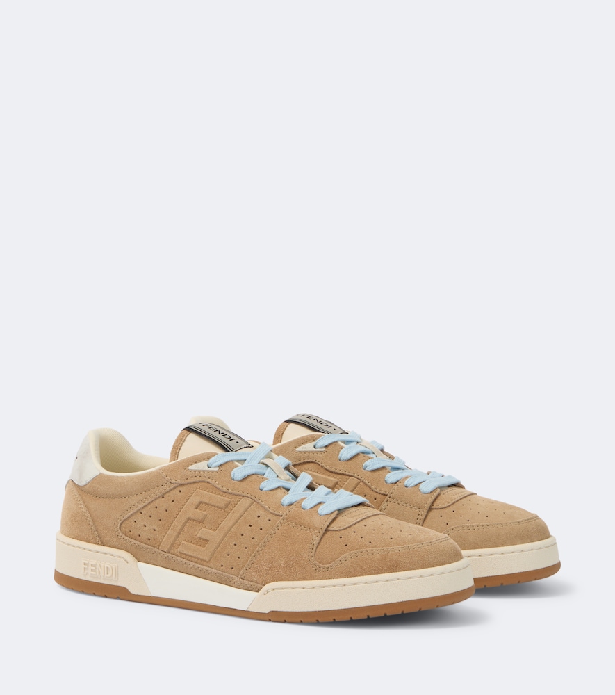 Fendi Baskets Fendi Match en daim 890 €