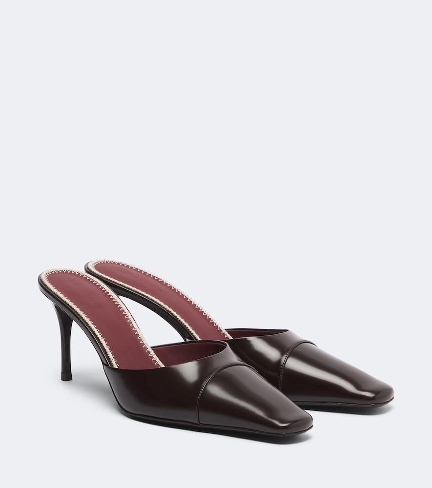 Mules aus Leder