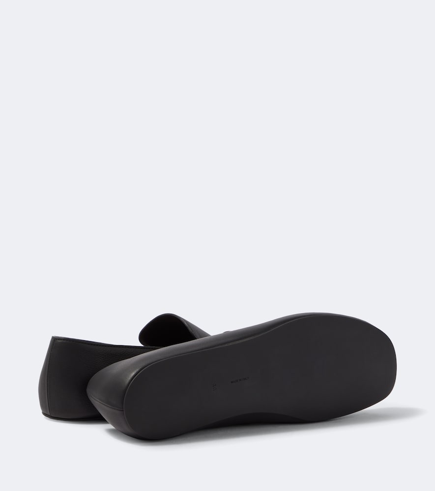 Leo Loafers