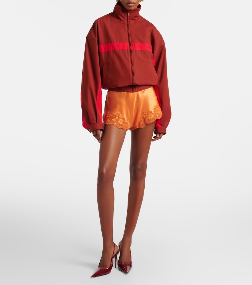  Saint Laurent Saint Laurent Shorts Aus Seiden-crêpe Mit Spitze 