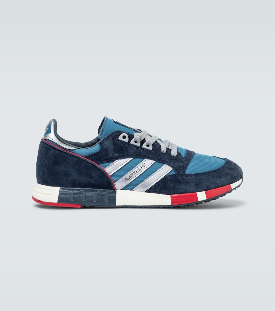 Click to view more detailed imagery on our partner's website Adidas Originals Adidas Boston Super Sneakers M25419 In Blue