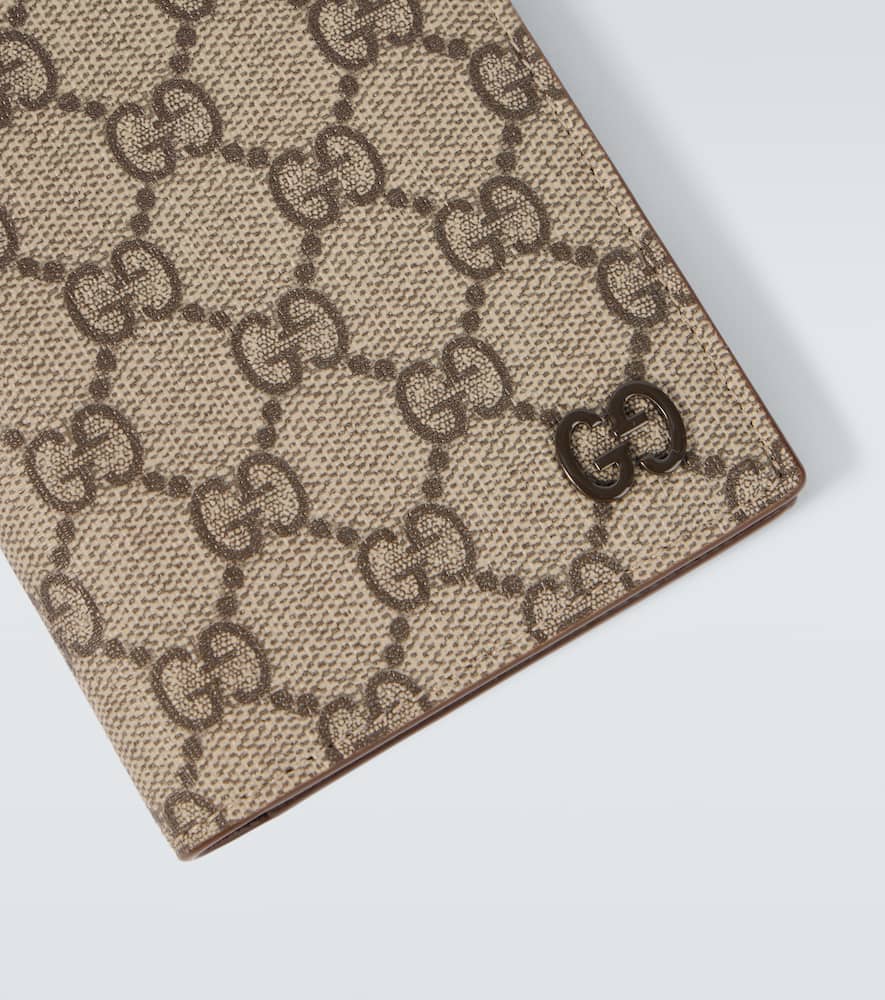 Gucci Gg Canvas Passport Holder In Brown