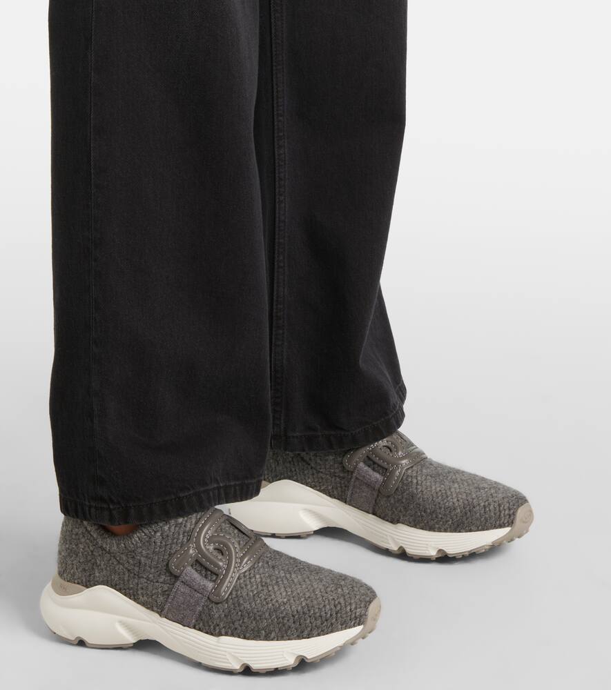 Tod's Chic Slip-on Sneakers For Women In Grey