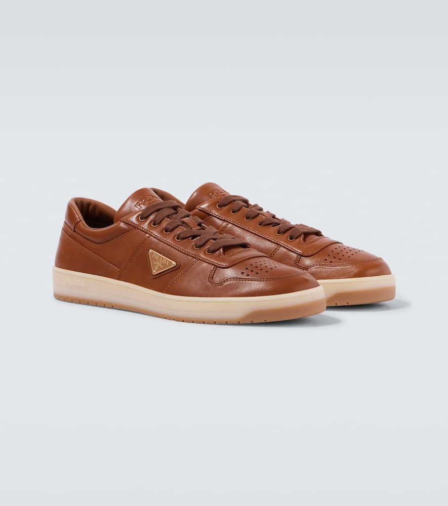 Prada Sneakers Downtown Aus Leder In Braun