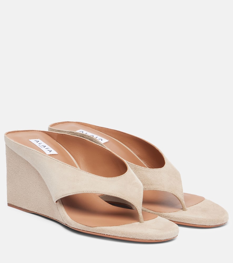 Alaïa Cube 75 suede thong sandals