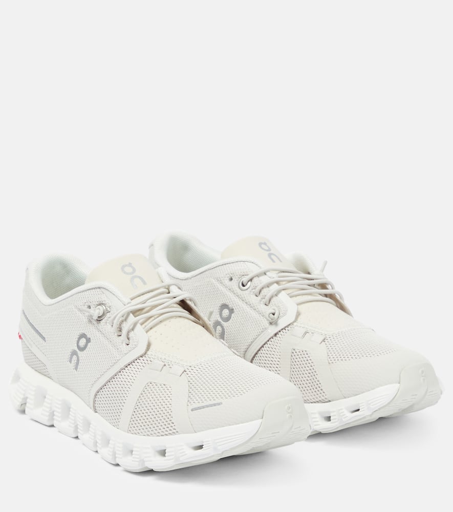 On Cloud 5 sneakers