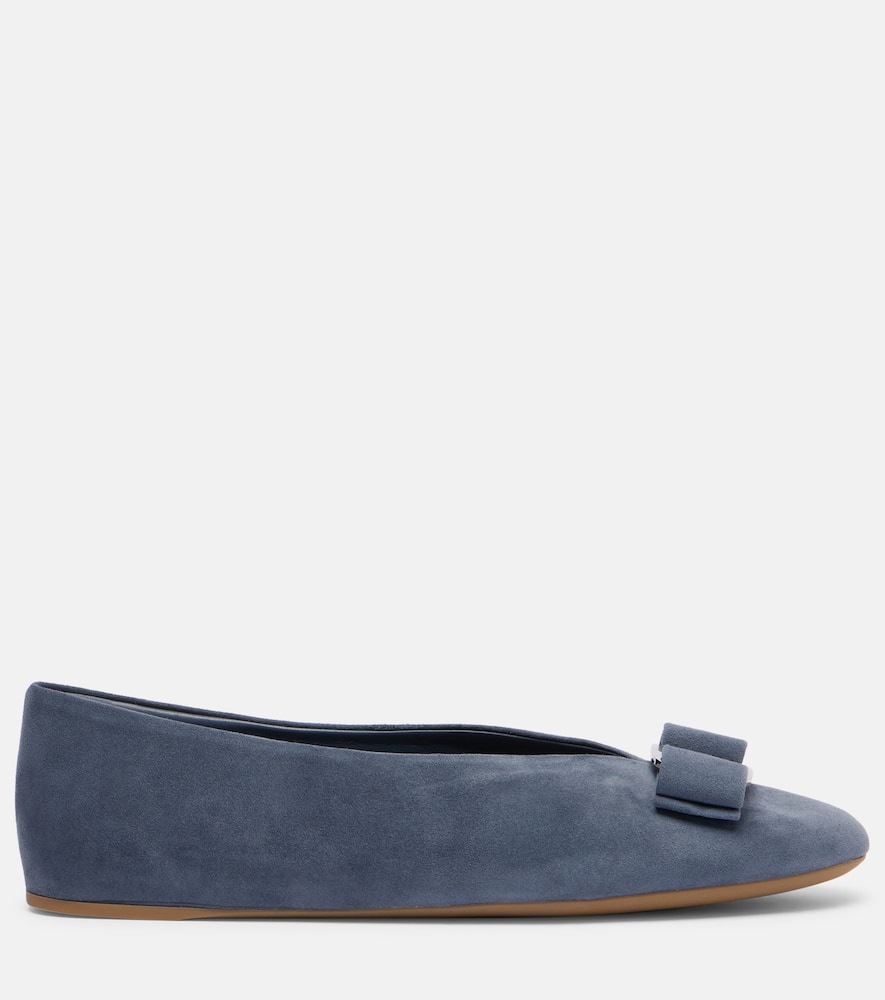 Ferragamo Grey Leather Ballerinas With Bow Accent In Blue