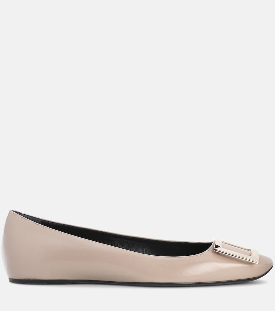 Shop Roger Vivier Belle Vivier Leather Ballet Flats In Grey