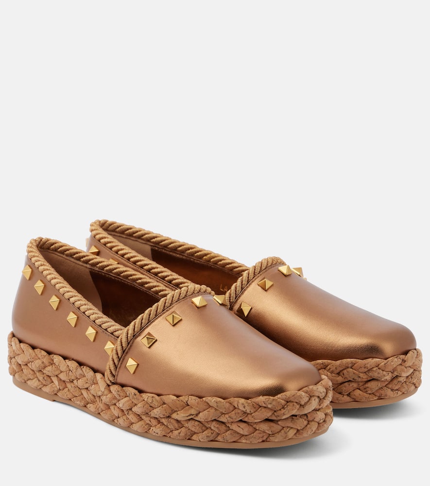 Valentino Rockstud Metallic Leather Espadrilles In Gold