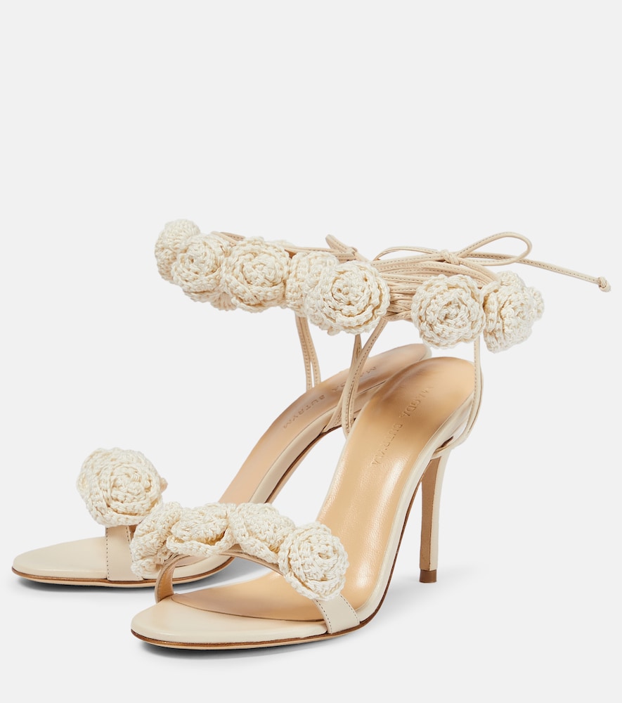  Magda Butrym Magda Butrym Sandalen Aus Leder Und Häkelstrick 