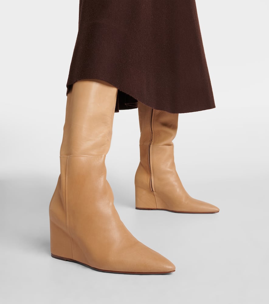 Gabriela Hearst Remedios Leather Knee-high Boots In Braun