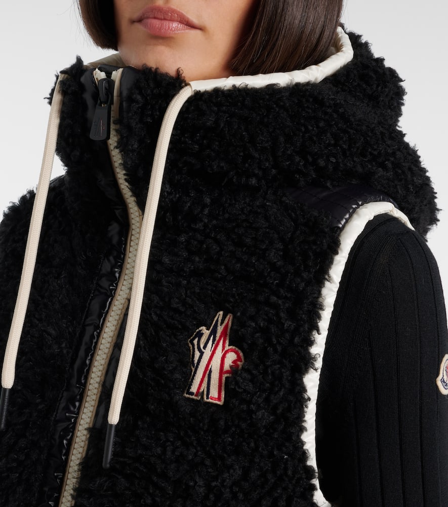 Moncler Padded Gilet With A Wool-effect Texture In Black