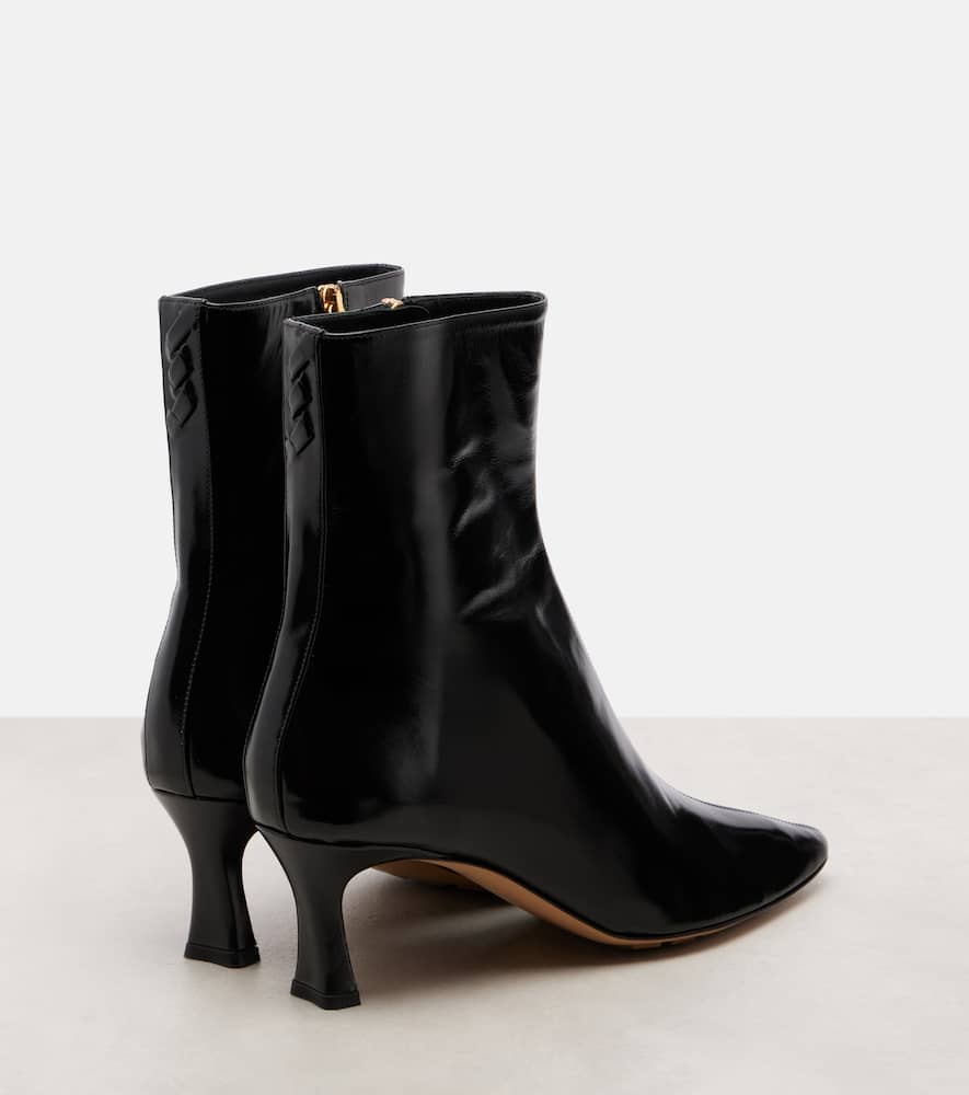 Bottega Veneta Sofia Glossed-leather Ankle Boots In Black