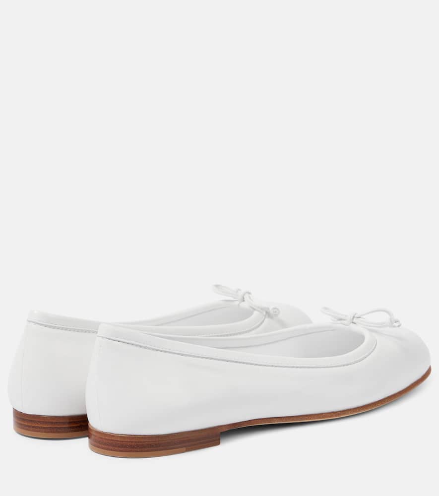 Manolo Blahnik Verallii Leather Ballet Flats In White