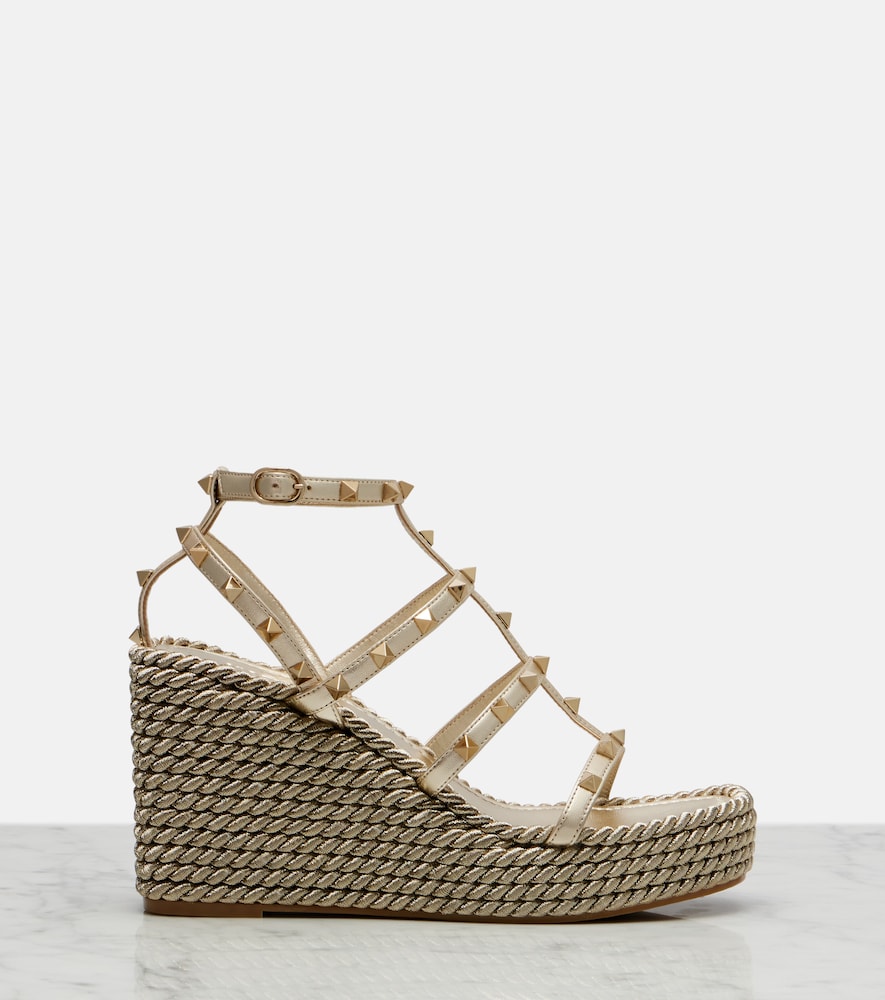  Valentino Garavani Valentino Garavani Espadrille-wedges Rockstud Torchon Aus Leder 