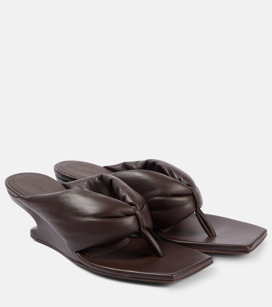 Cantilever 45 leather thong sandals