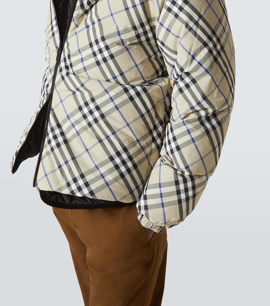 Burberry Reversible Check Snowdon Puffer Jacket In Beige