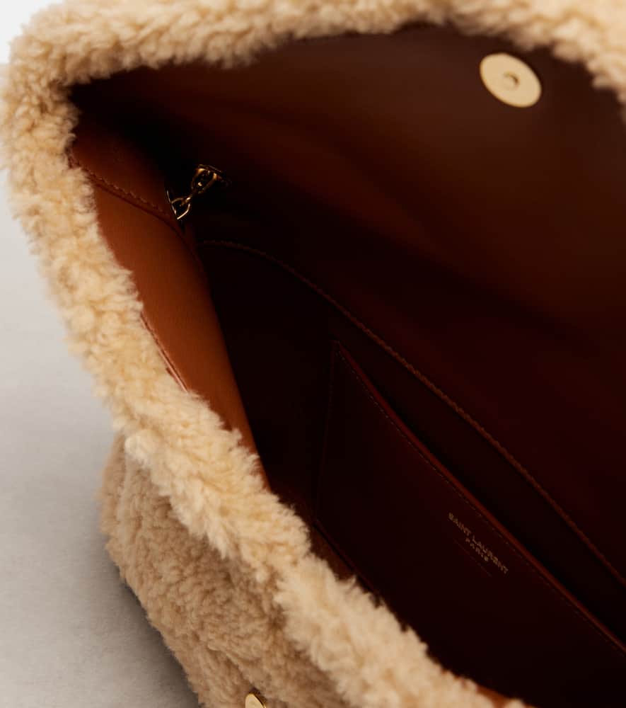 Saint Laurent Cassandre Envelope Shearling Shoulder Bag In Sand