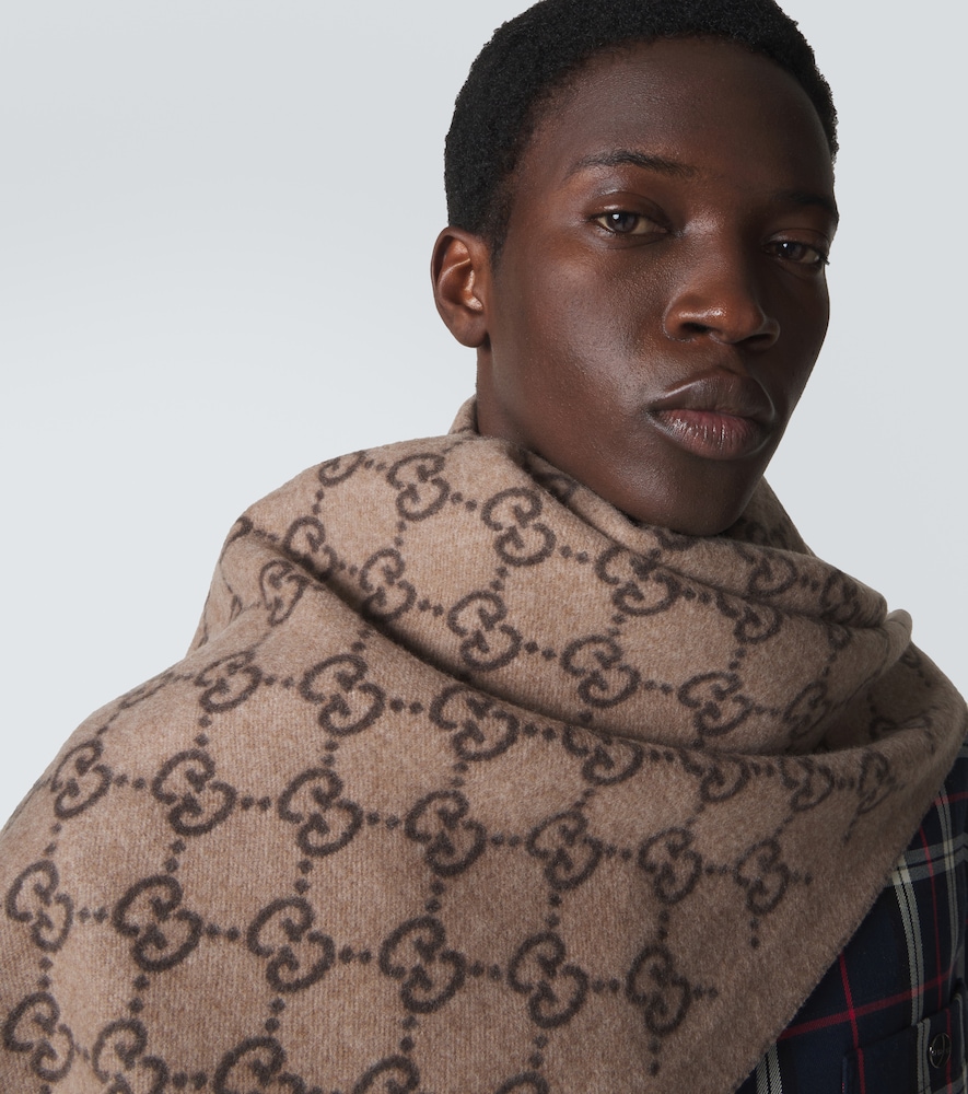  Gucci Gucci Schal Gg Aus Kaschmir 