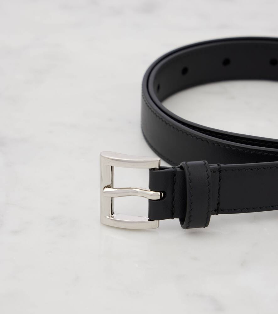 Prada Logo Leather Belt In Nero 1