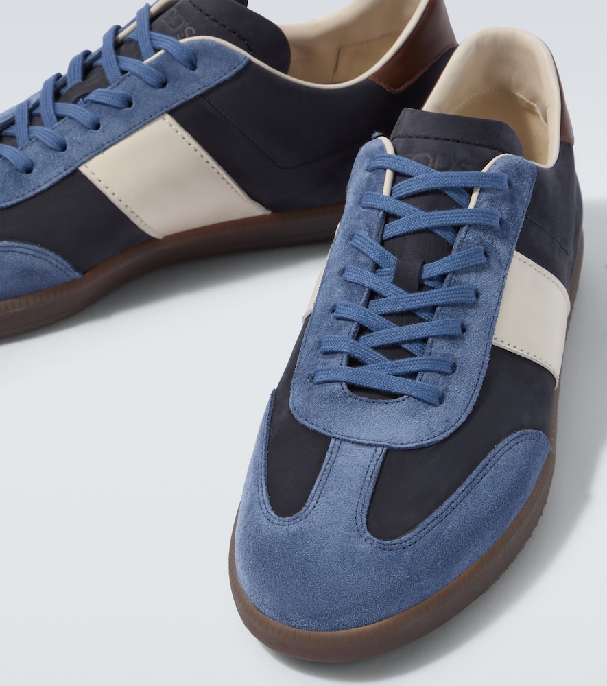  Tod's Tod's Tabs Suede Sneakers 